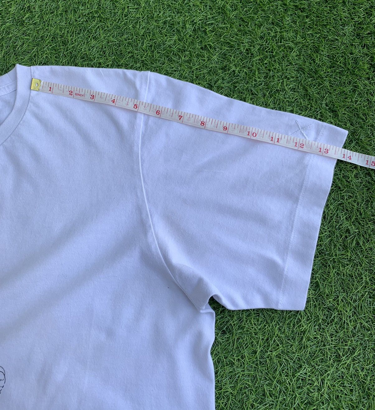 Kaws × Uniqlo UNIQLO × KAWS T Shirts XL Size US XL / EU 56 / 4 - 9 Thumbnail