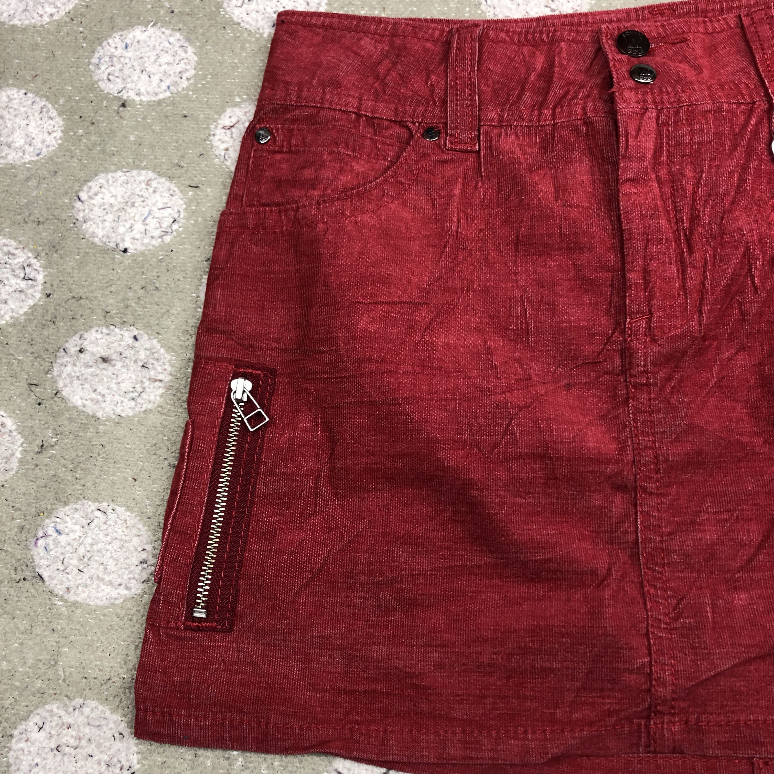Edwin EDWIN GOLF Mini Skirt #2777-100 Size 30" / US 8 / IT 44 - 4 Thumbnail