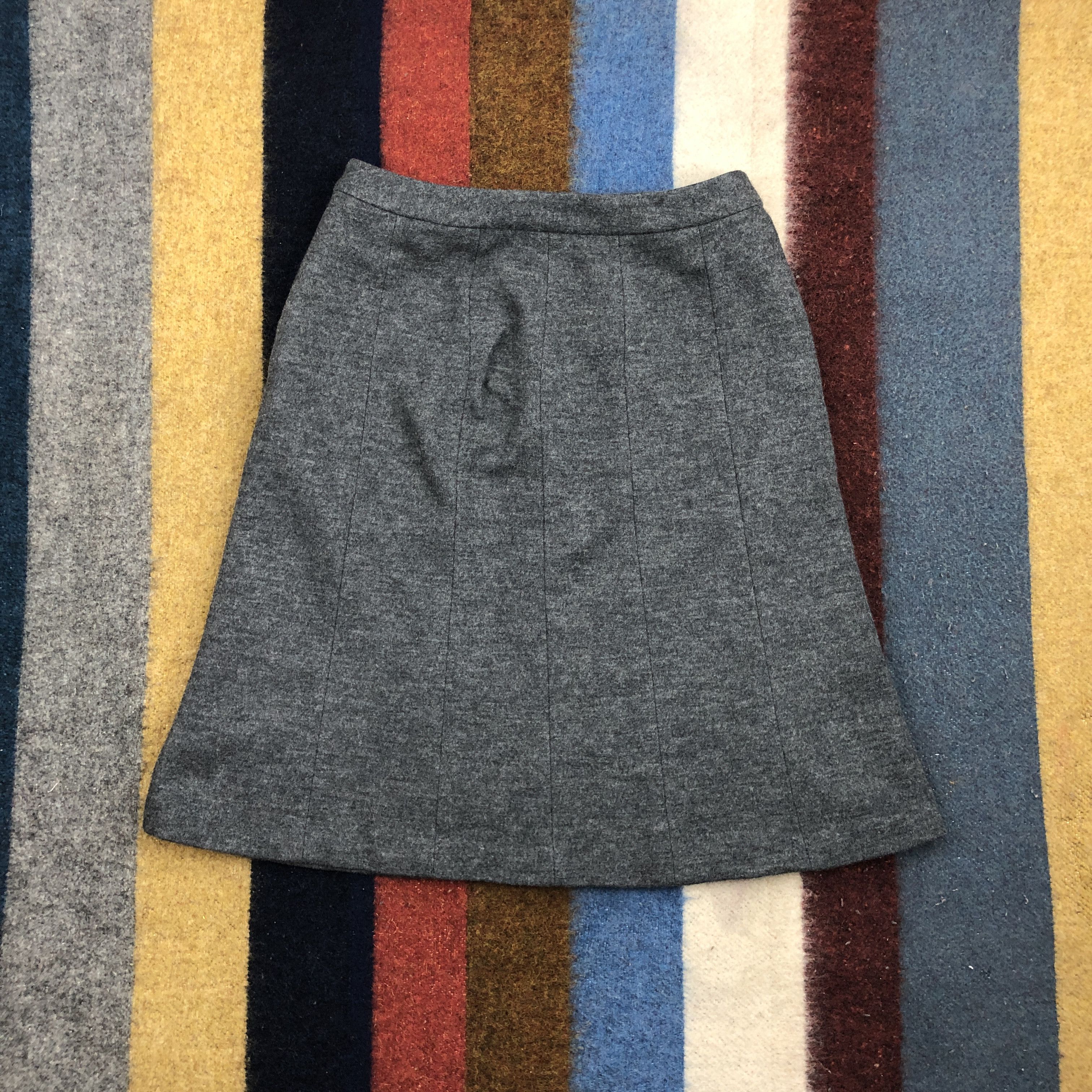 Sonia Rykiel SONIA RYKIEL Mini Skirt Flower Logo #0449/S Size 27" / US 4 / IT 40 - 6 Thumbnail