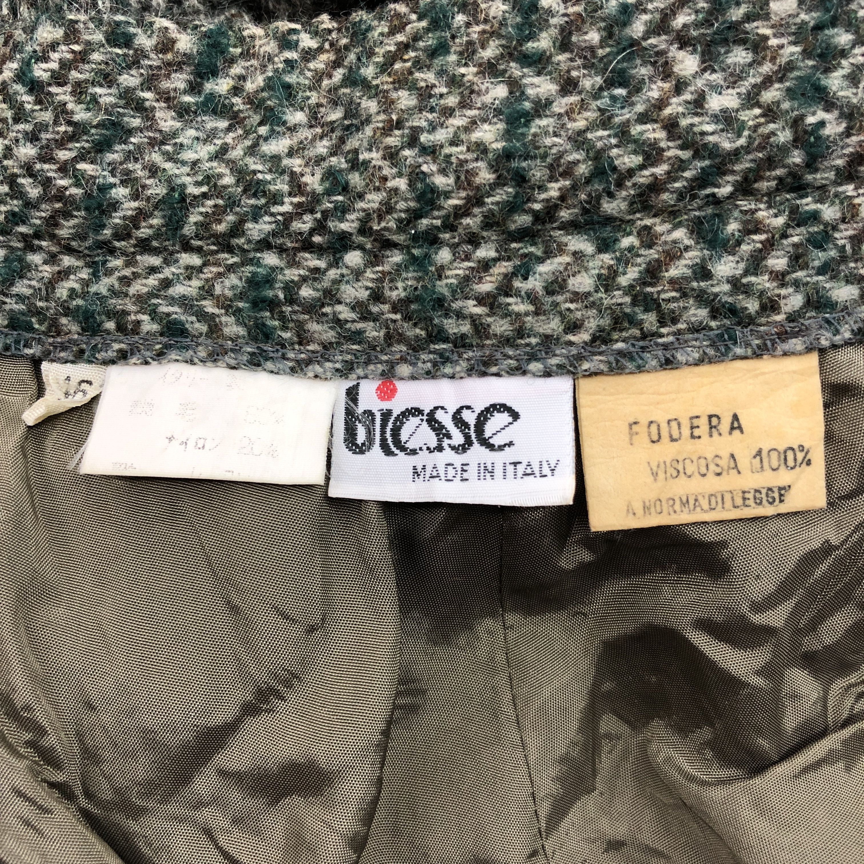 Vintage Vintage BIESSA MADE IN ITALY Viscosa Mini Skirt #0452/S Size 27" / US 4 / IT 40 - 5 Thumbnail