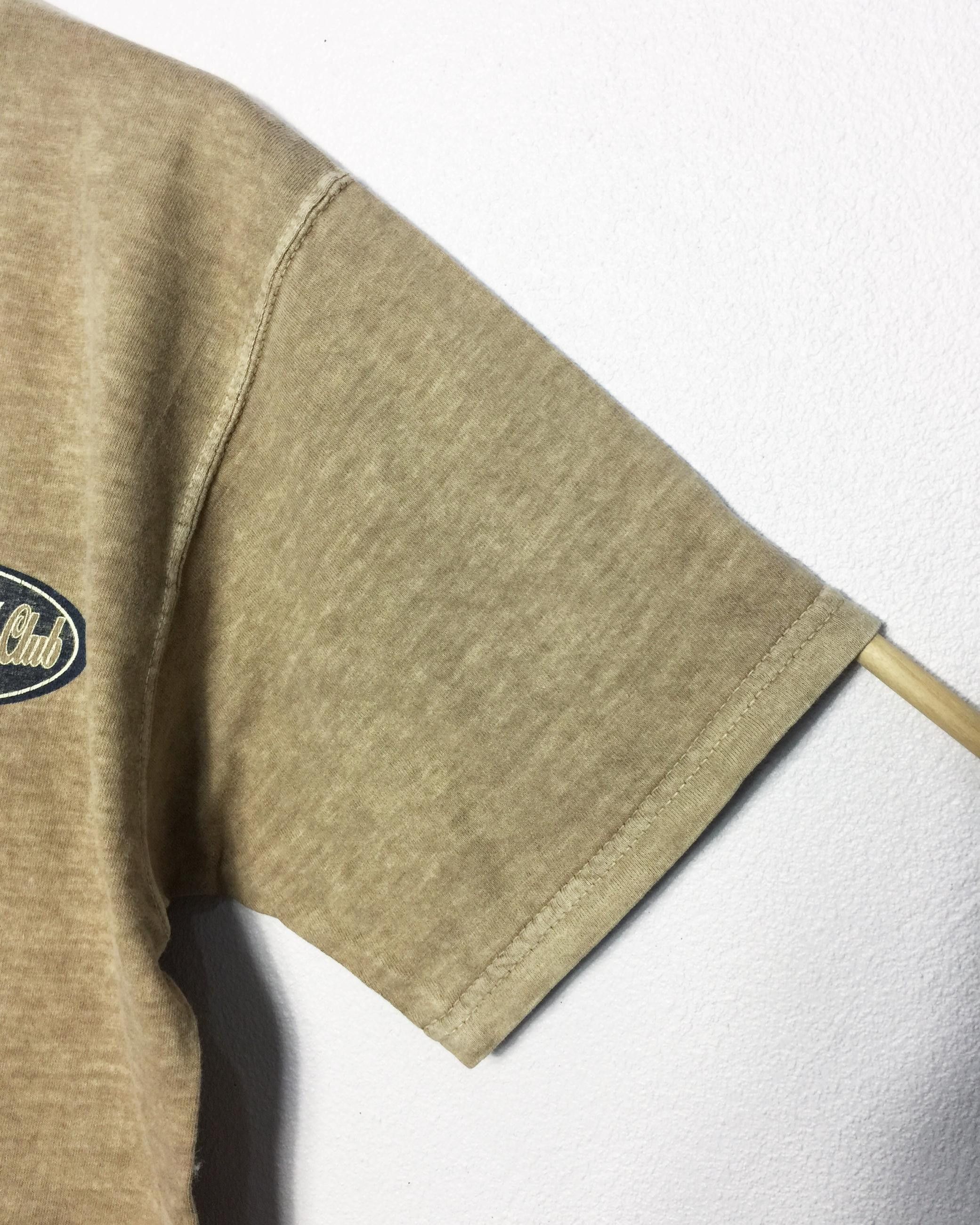 Vintage Vtg 1995 Yesterdays Pacific Island Club Guam Saipan Tees Size US S / EU 44-46 / 1 - 7 Thumbnail