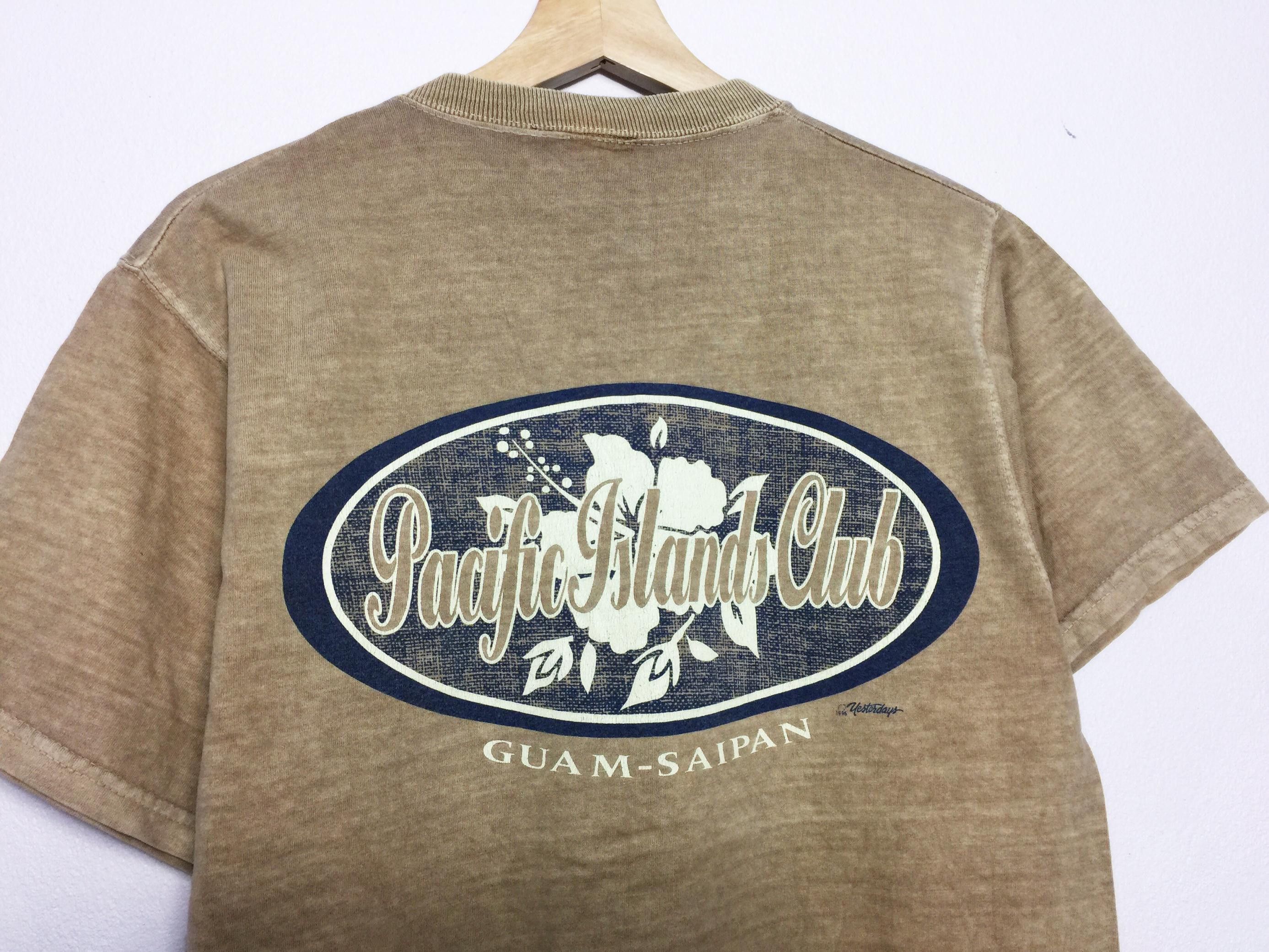 Vintage Vtg 1995 Yesterdays Pacific Island Club Guam Saipan Tees Size US S / EU 44-46 / 1 - 8 Thumbnail