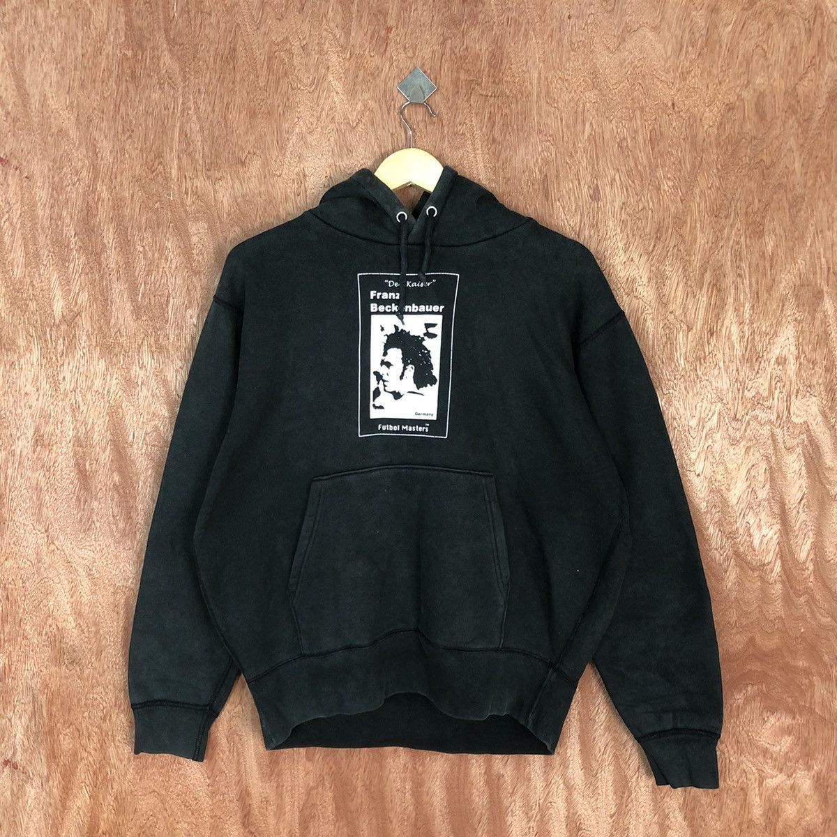 Edition Japan DLL Franz Beckenbauer Ballon D'or japan futbol Hoodies #1974 Size US M / EU 48-50 / 2 - 3 Thumbnail