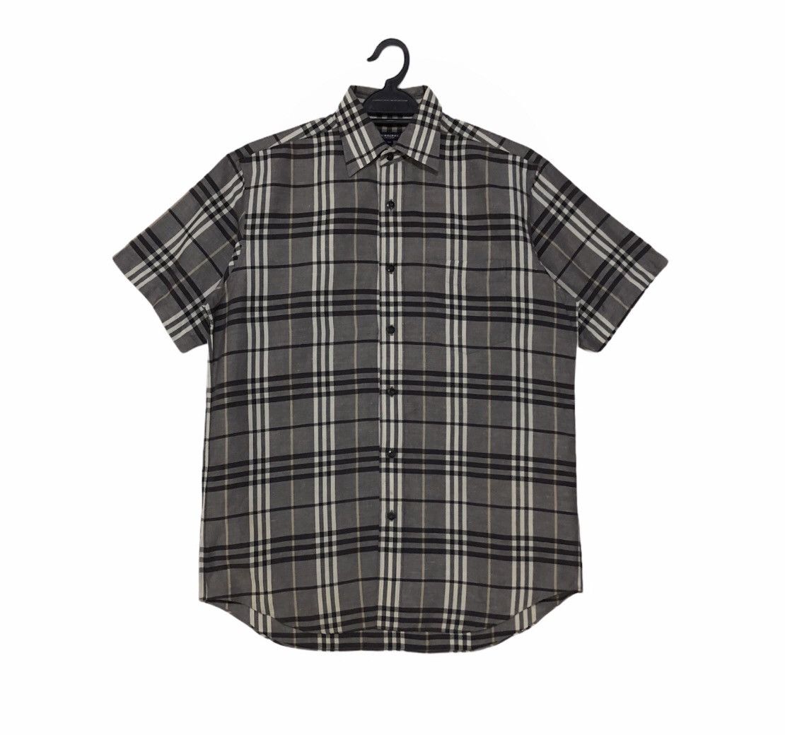 image of Authentic Burberry Novacheck Linen Short Sleeves Shirt, Men's (Size Medium)