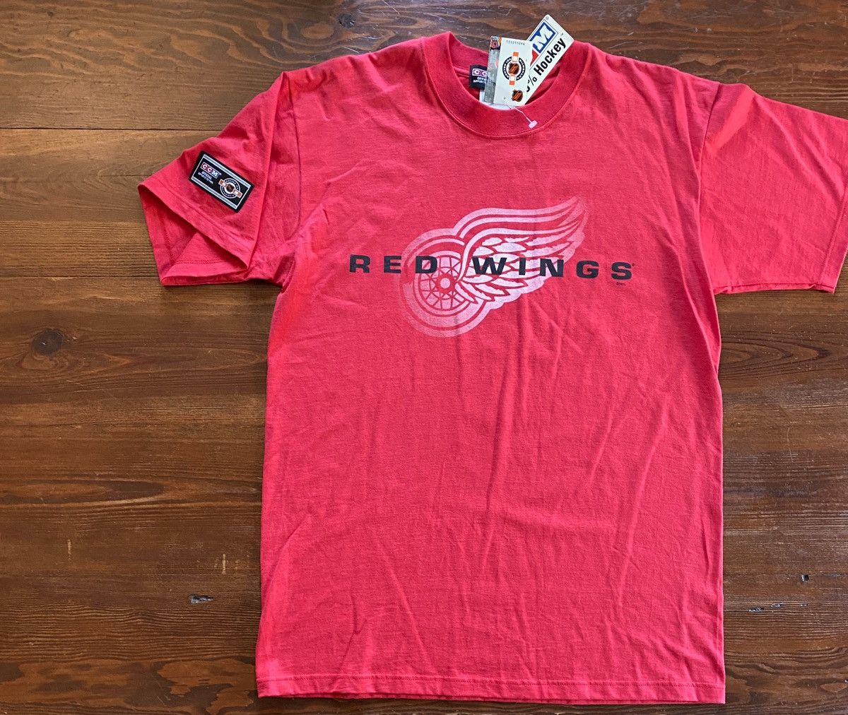 Ccm Vintage NWT Detroit Red Wings CCM New Tee Size US L / EU 52-54 / 3 - 1 Thumbnail