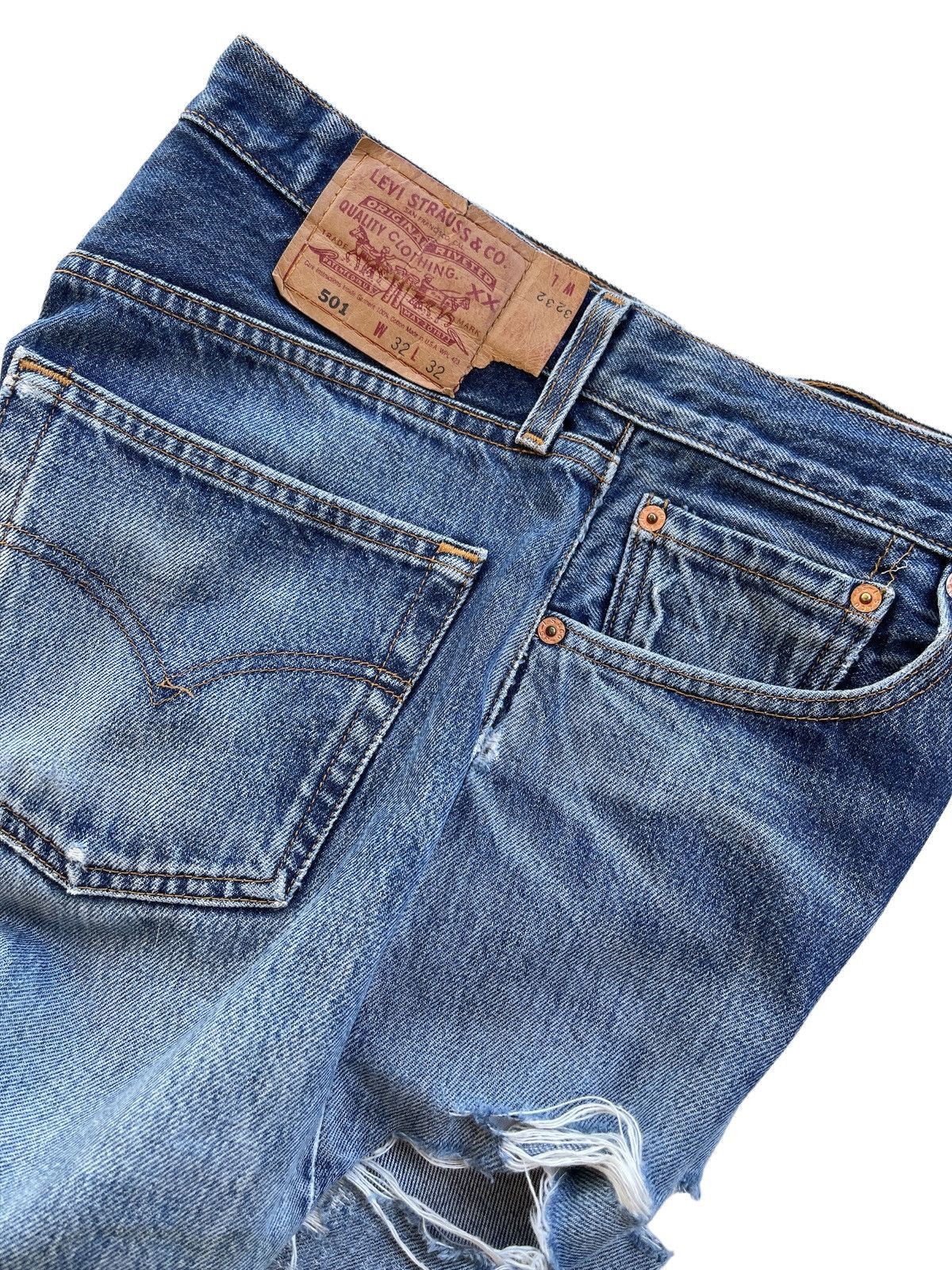 Levi's Vintage Clothing Vintage Levis Single R stamp 553 Distressed Denim Size US 31 - 10 Thumbnail