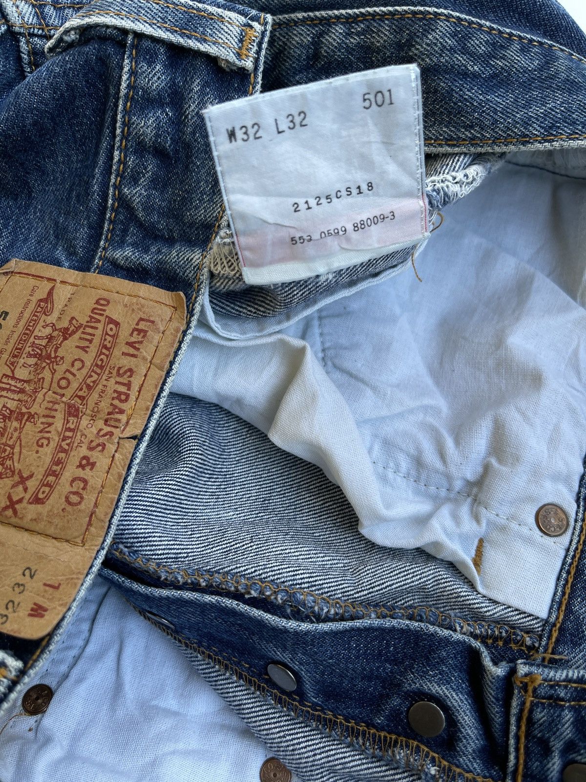 Levi's Vintage Clothing Vintage Levis Single R stamp 553 Distressed Denim Size US 31 - 16 Thumbnail