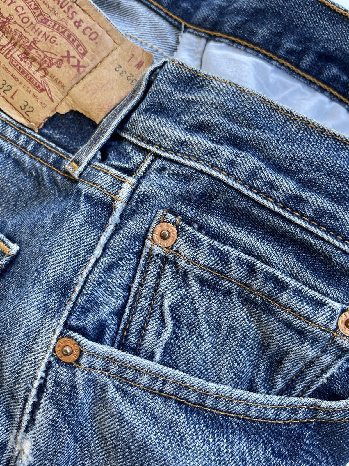 Levi's Vintage Clothing Vintage Levis Single R stamp 553 Distressed Denim Size US 31 - 13 Thumbnail