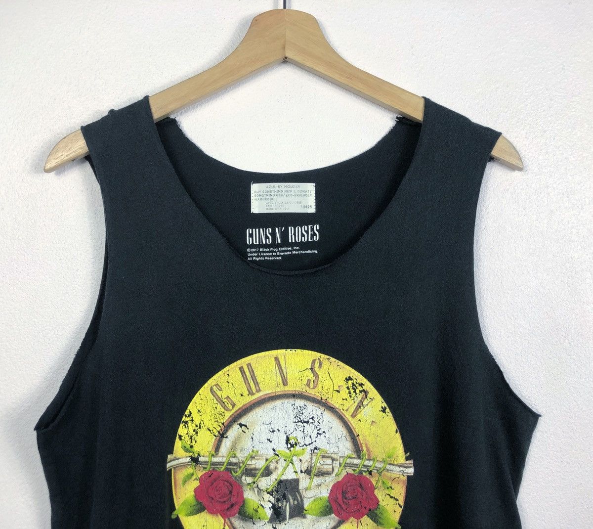 Band Tees Rare Guns N Roses Cropped Band Tee Size US S / EU 44-46 / 1 - 2 Thumbnail