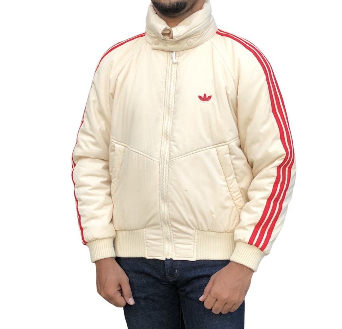 image of Vintage Adidas 3 Streifen Grosse Puffer Jacket in Cream, Men's (Size Medium)