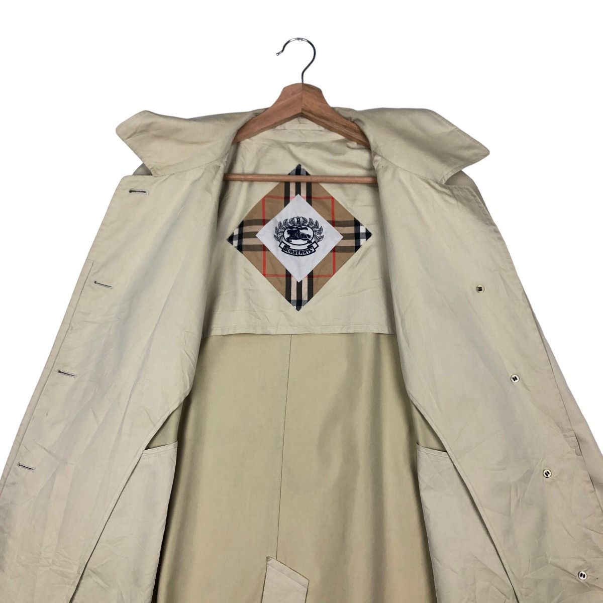 Burberry VINTAGE LONG TRENCH COAT BURBERRYS NOVA CHECK LINING Size US M / EU 48-50 / 2 - 10 Thumbnail