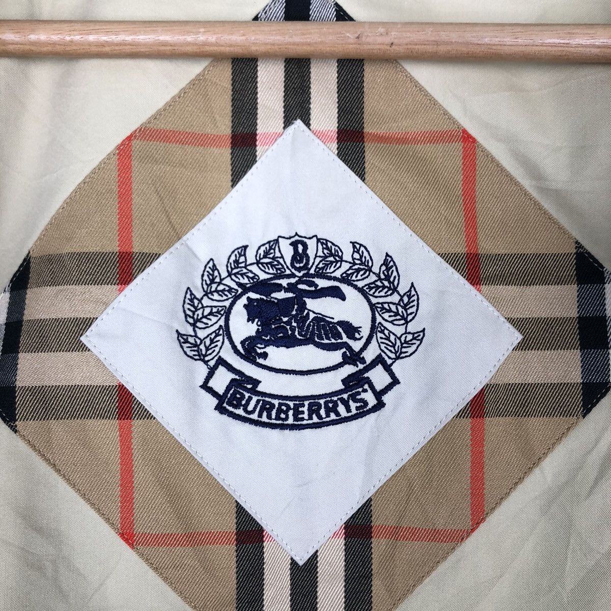 Burberry VINTAGE LONG TRENCH COAT BURBERRYS NOVA CHECK LINING Size US M / EU 48-50 / 2 - 12 Thumbnail
