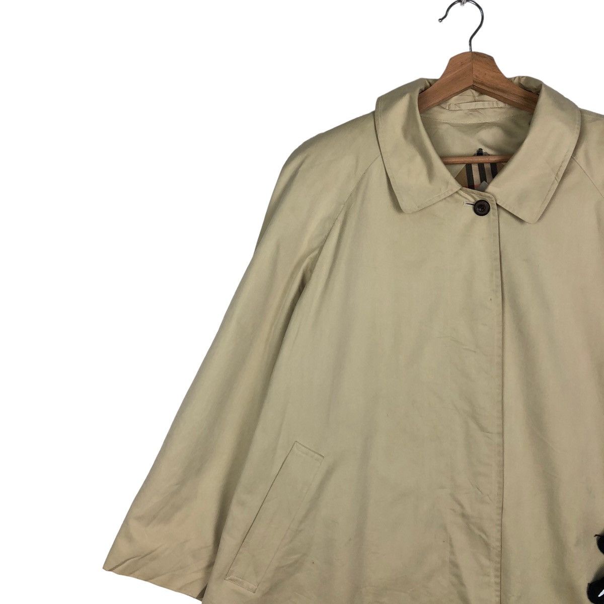 Burberry VINTAGE LONG TRENCH COAT BURBERRYS NOVA CHECK LINING Size US M / EU 48-50 / 2 - 6 Thumbnail