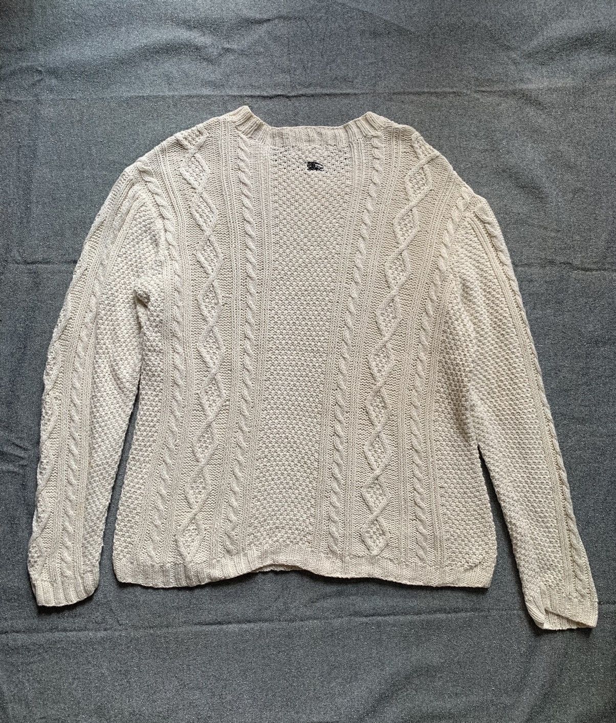Burberry Burberry Blue Label Knitware Size L / US 10 / IT 46 - 2 Thumbnail