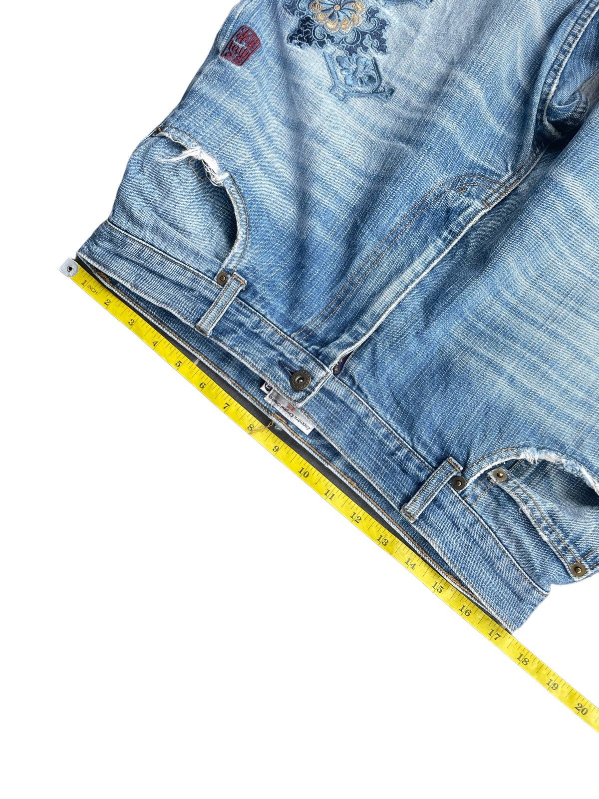 Japanese Brand Karakuri Emboiderey Distresed Denim Size US 34 / EU 50 - 2 Thumbnail