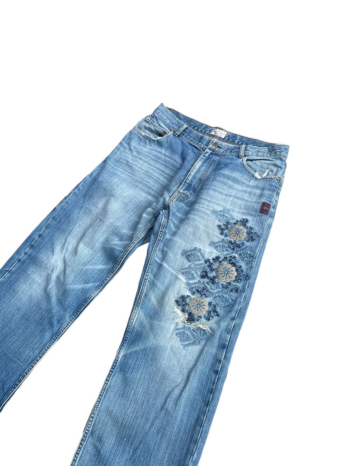 Japanese Brand Karakuri Emboiderey Distresed Denim Size US 34 / EU 50 - 3 Thumbnail
