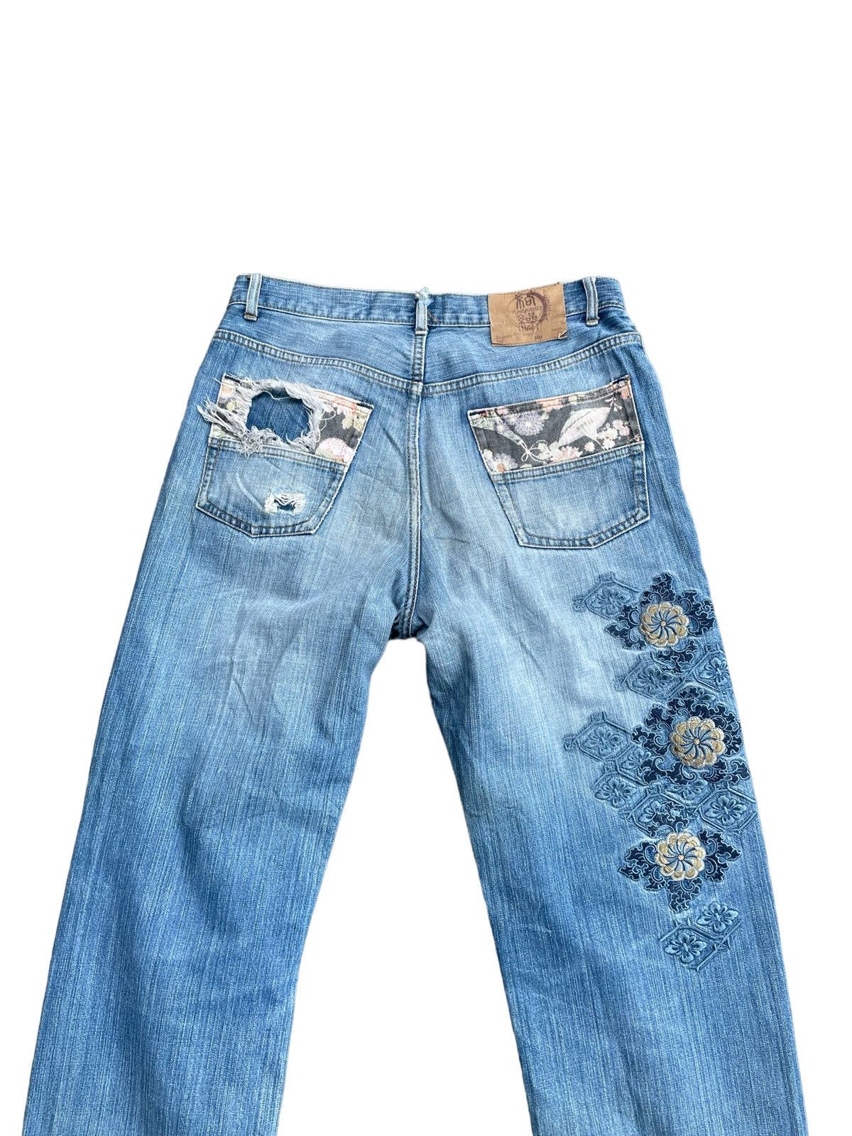 Japanese Brand Karakuri Emboiderey Distresed Denim Size US 34 / EU 50 - 10 Thumbnail