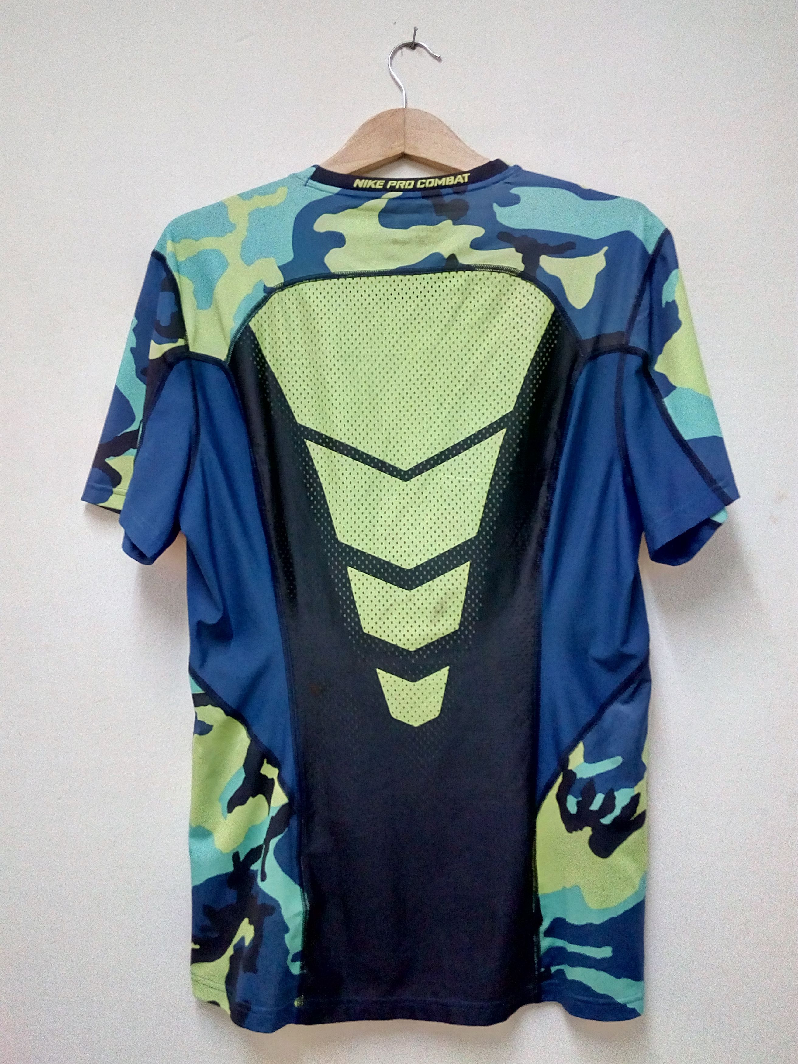 Nike NIKE PRO COMBAT DRI-FIT CAMO Size US XL / EU 56 / 4 - 4 Thumbnail