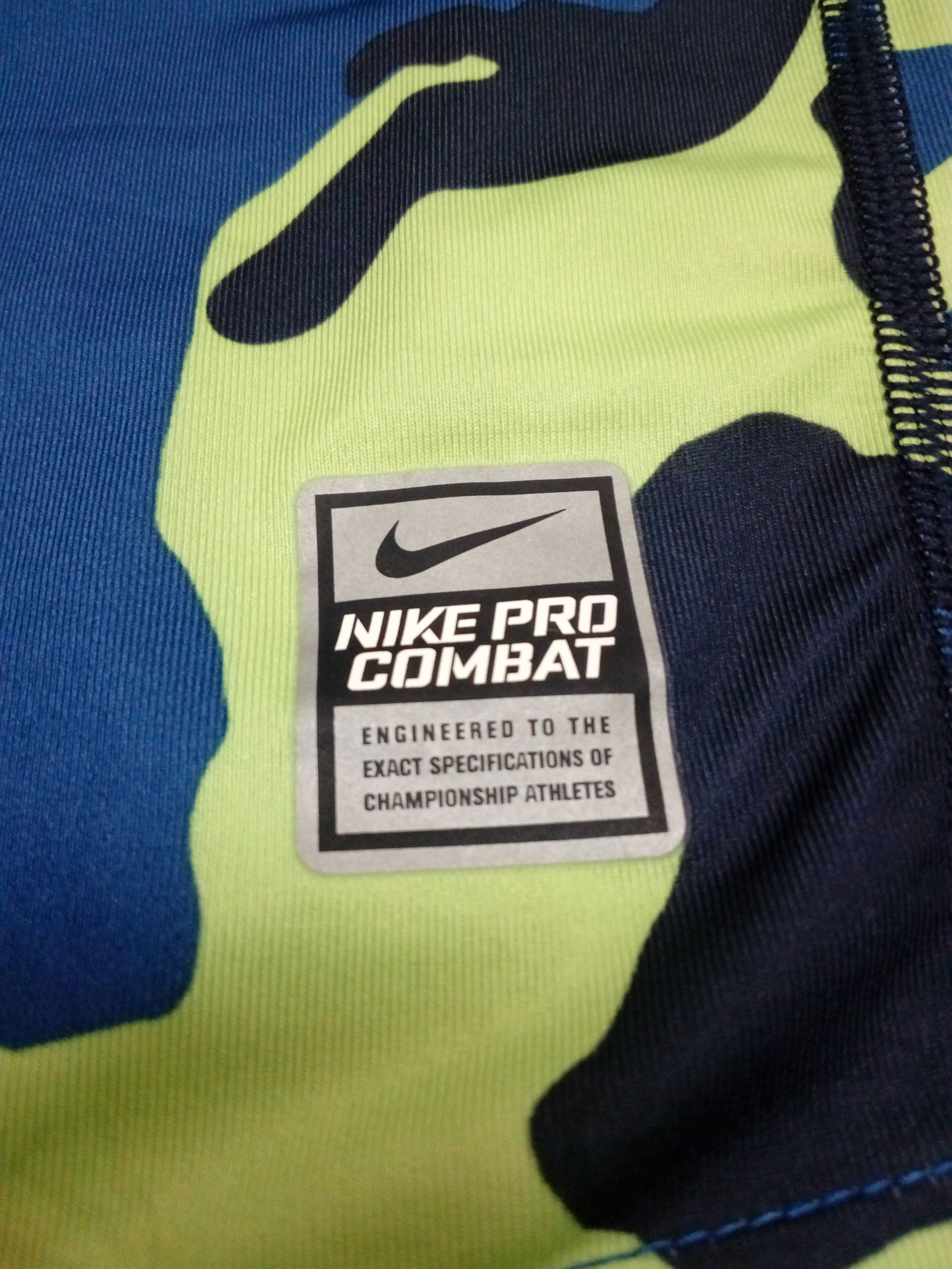 Nike NIKE PRO COMBAT DRI-FIT CAMO Size US XL / EU 56 / 4 - 8 Thumbnail