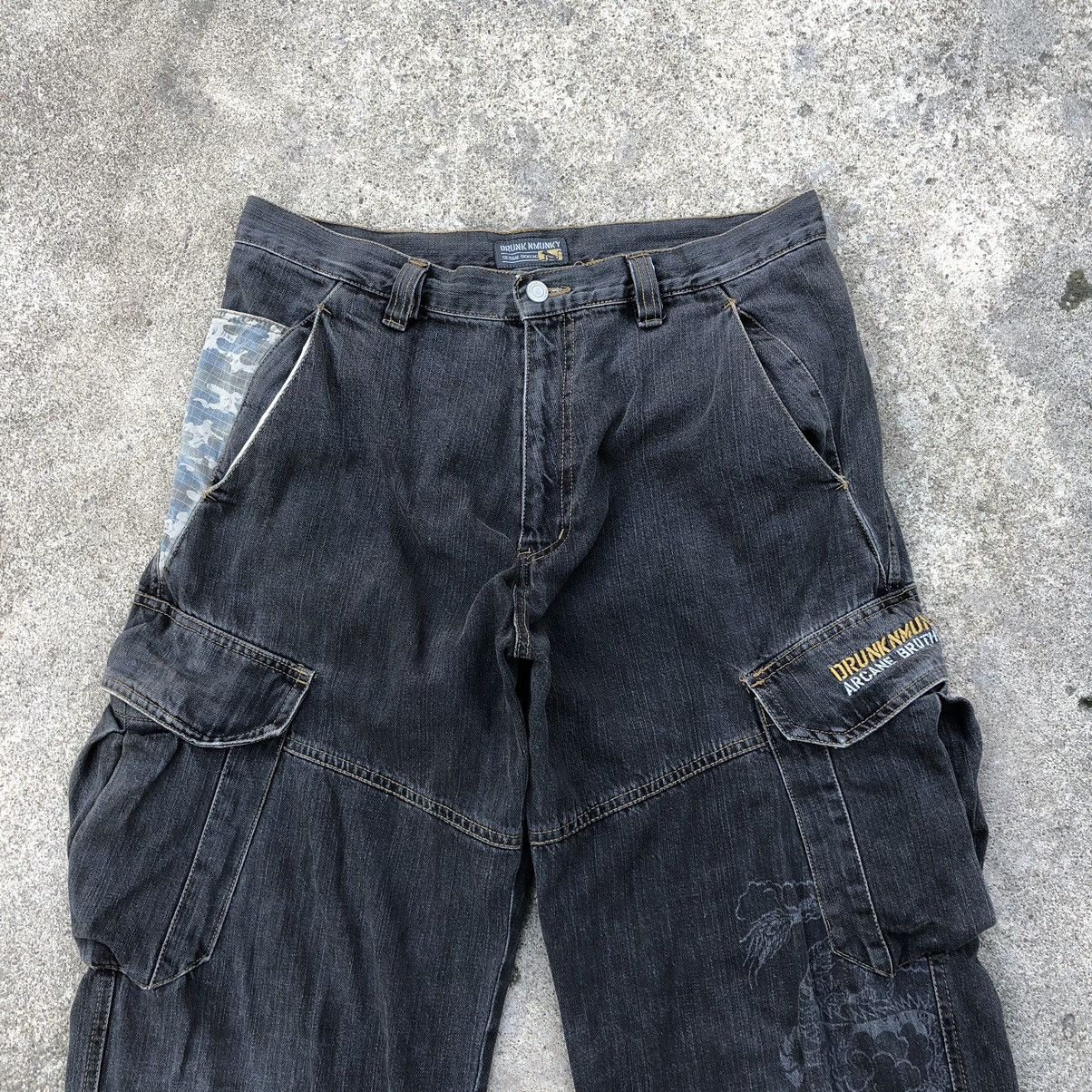 DrunknMunky × Japanese Brand 🔥Rare🔥Drunkn Munky Mural Distress Tactical Cargo Denim Pants Size US 34 / EU 50 - 2 Thumbnail