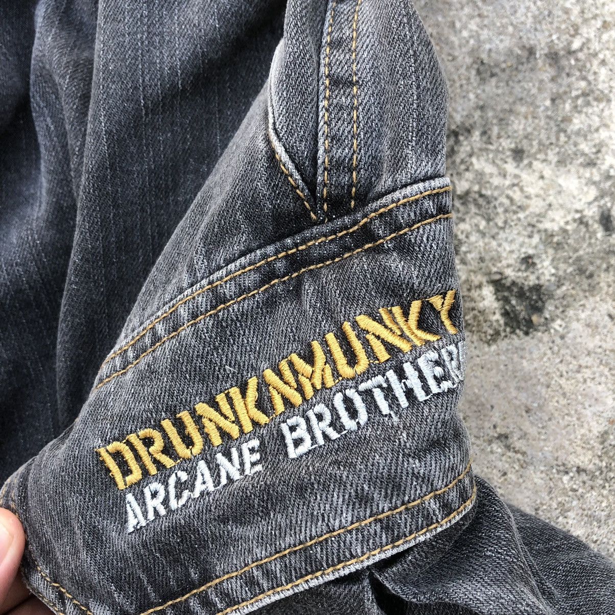 DrunknMunky × Japanese Brand 🔥Rare🔥Drunkn Munky Mural Distress Tactical Cargo Denim Pants Size US 34 / EU 50 - 12 Thumbnail