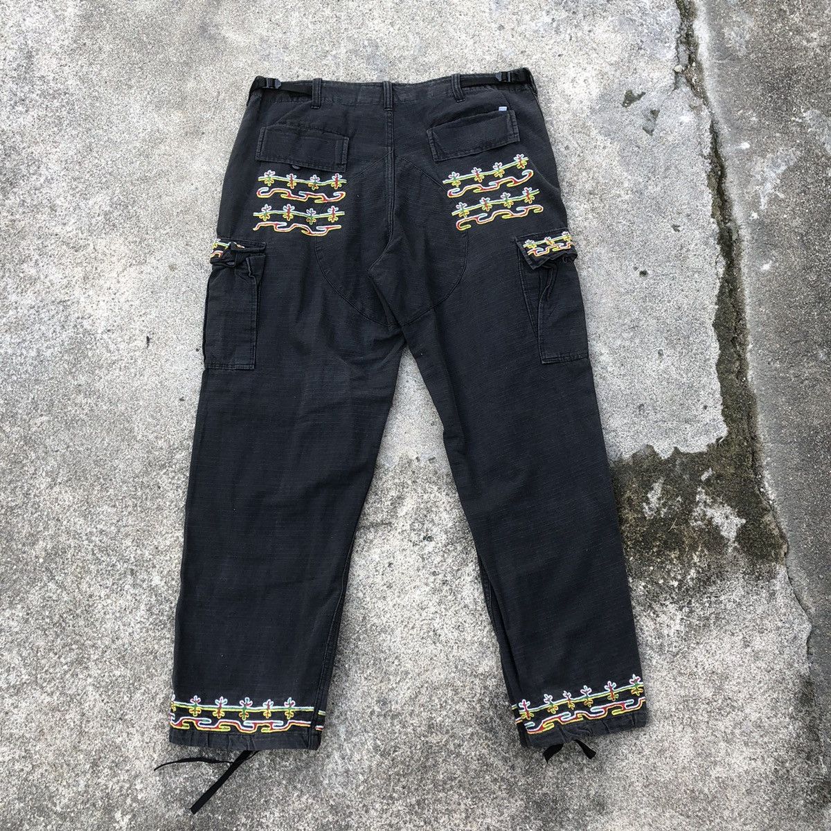 Japanese Brand 🔥Rare🔥Arfican Taro Embroidered Rasta Tactical Cargo Pants Size US 34 / EU 50 - 4 Thumbnail