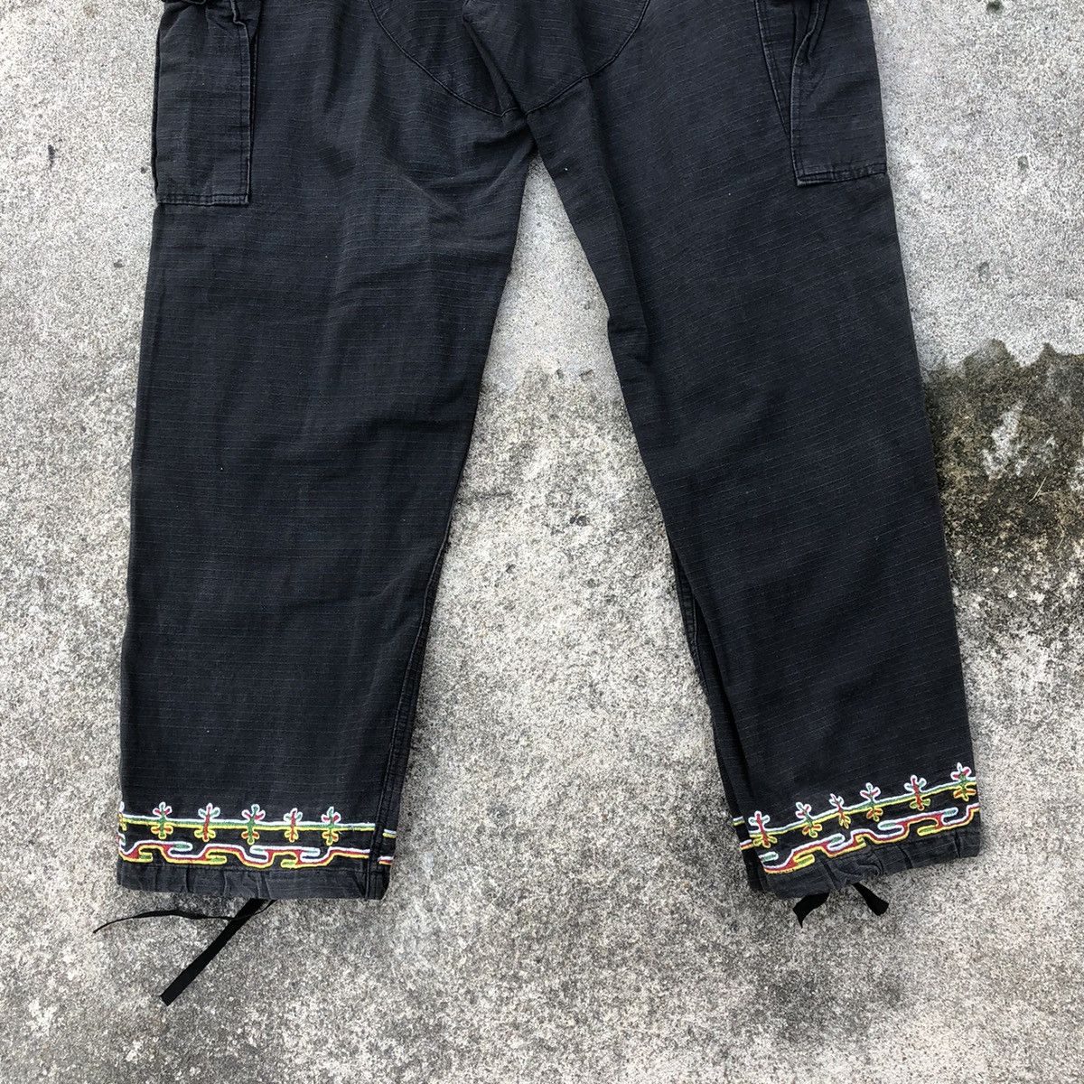 Japanese Brand 🔥Rare🔥Arfican Taro Embroidered Rasta Tactical Cargo Pants Size US 34 / EU 50 - 6 Thumbnail
