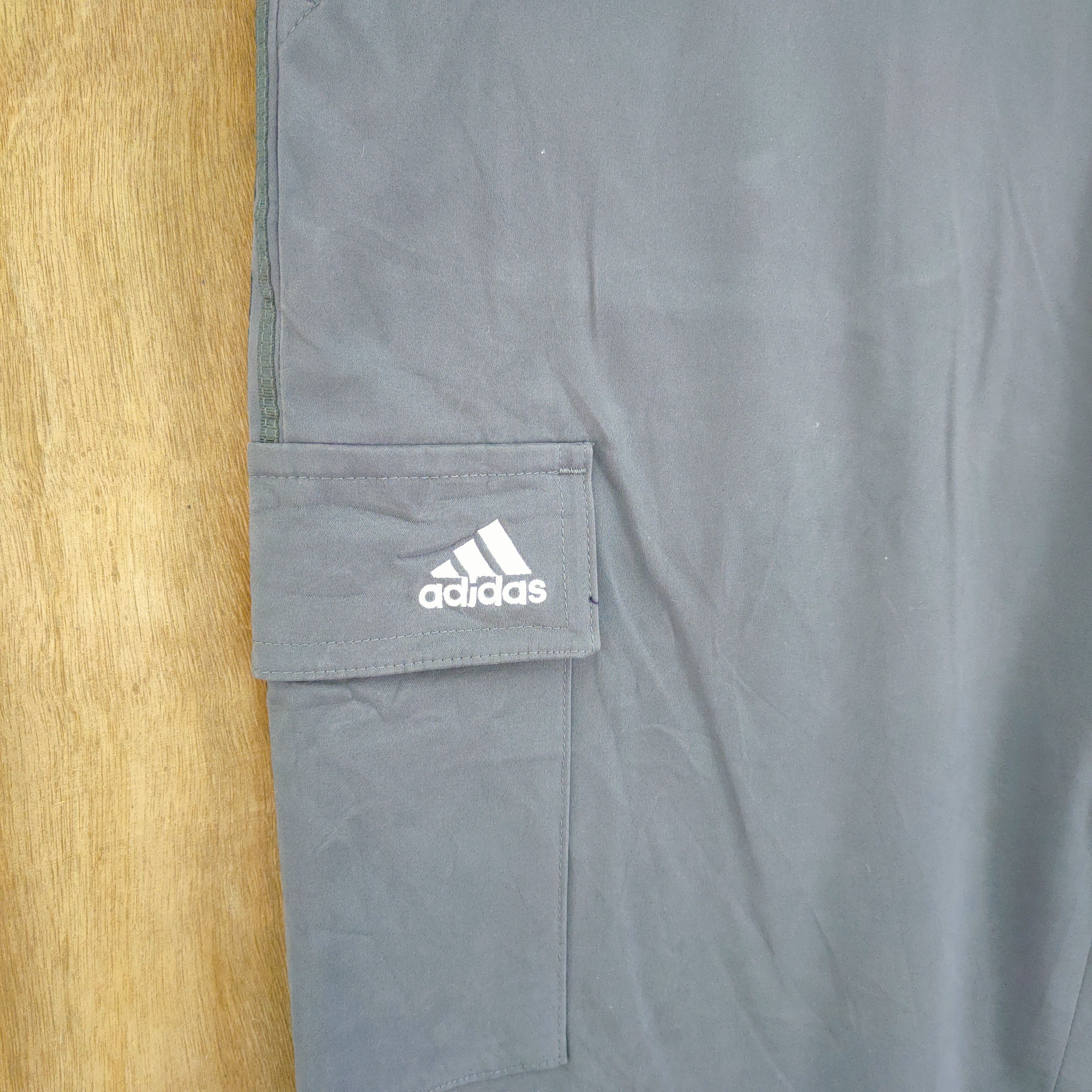 Adidas ADIDAS CARGO PANTS Size US 38 / EU 54 - 7 Thumbnail