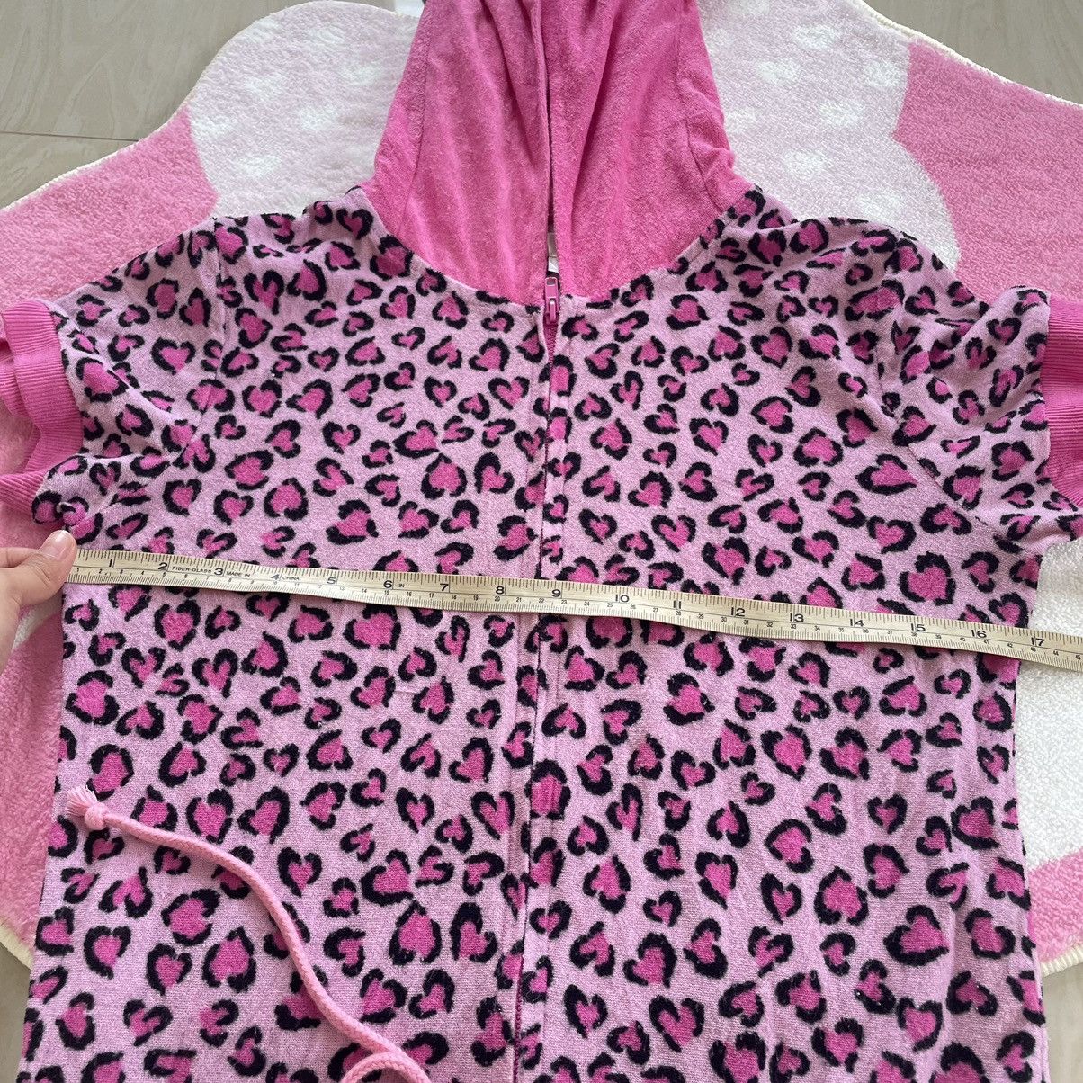Japanese Brand Sanrio hellokitty pink tiger pattern one piece pyjamas Size S / US 4 / IT 40 - 6 Thumbnail
