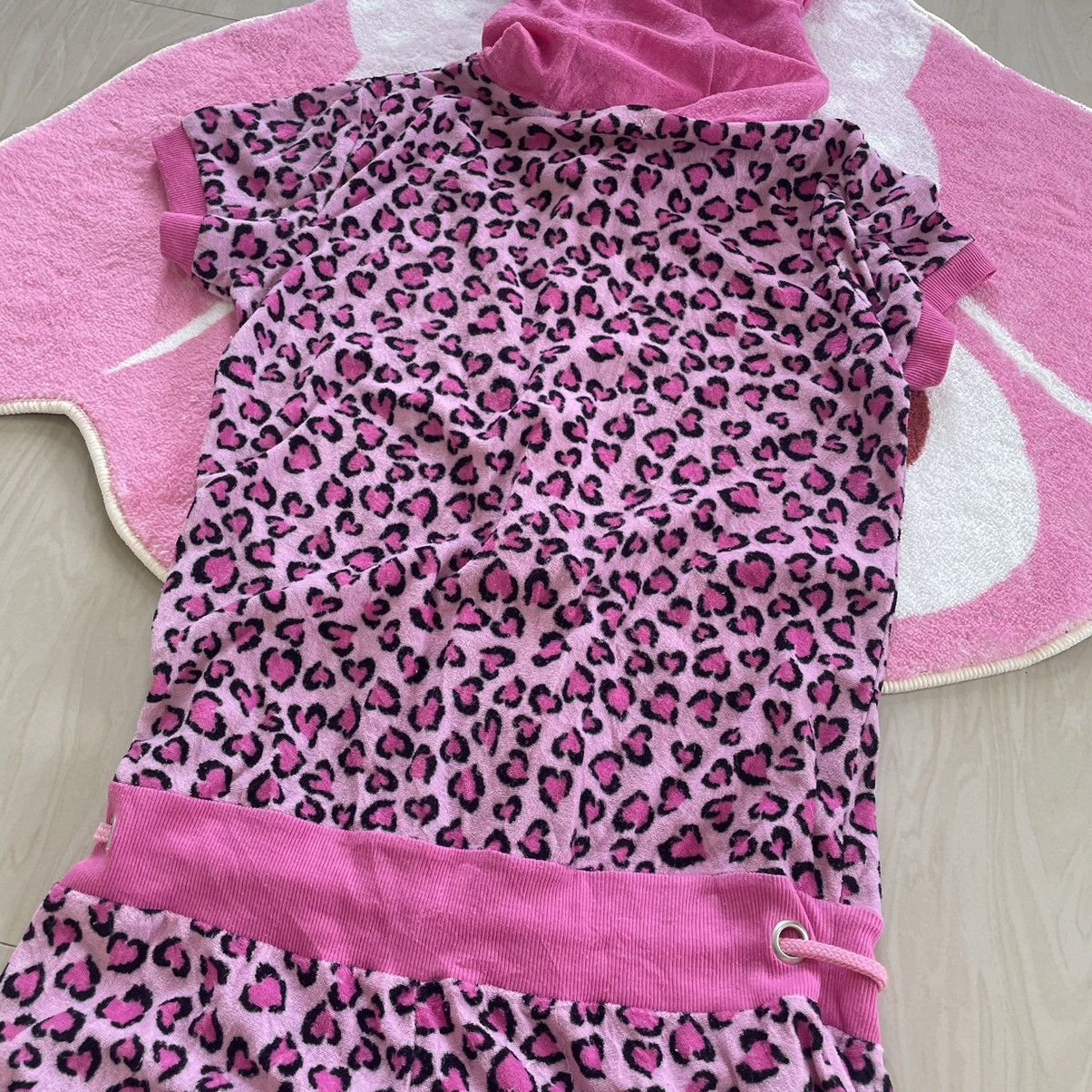 Japanese Brand Sanrio hellokitty pink tiger pattern one piece pyjamas Size S / US 4 / IT 40 - 5 Thumbnail