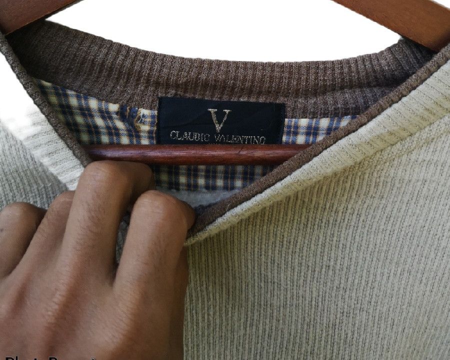 Other Vintage Claudio Velentino Sweatshirt Cream Colour Size US L / EU 52-54 / 3 - 3 Thumbnail