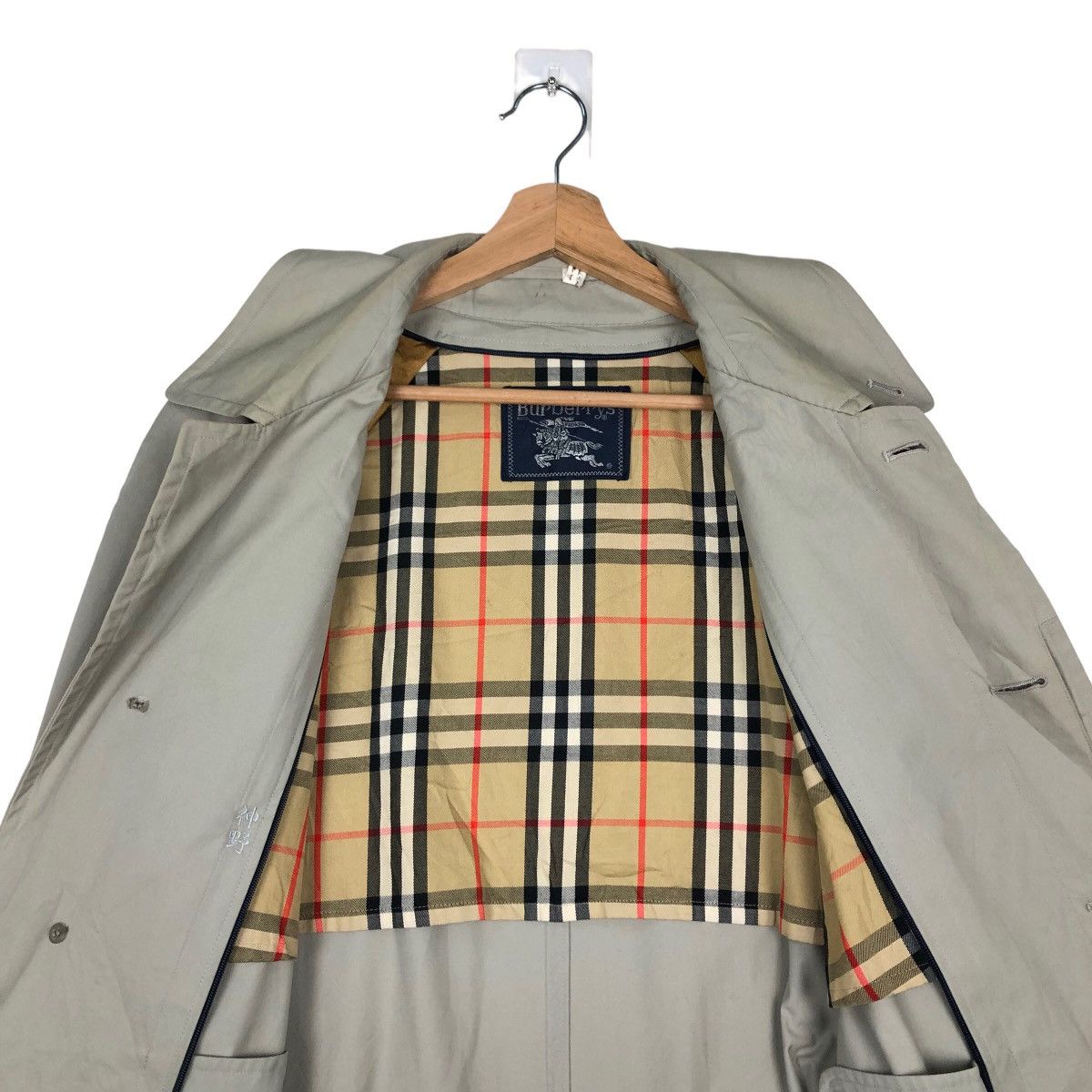 Burberry VINTAGE LONG JACKET BURBERRYS NOVA CHECK LINING Size US M / EU 48-50 / 2 - 11 Thumbnail