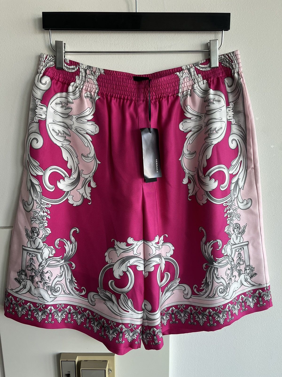 Versace Rare Super Runway Brand New Pure Silk Runway Medusa Shorts Size US 34 / EU 50 - 15 Thumbnail