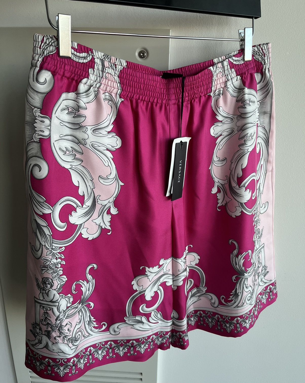 Versace Rare Super Runway Brand New Pure Silk Runway Medusa Shorts Size US 34 / EU 50 - 20 Thumbnail