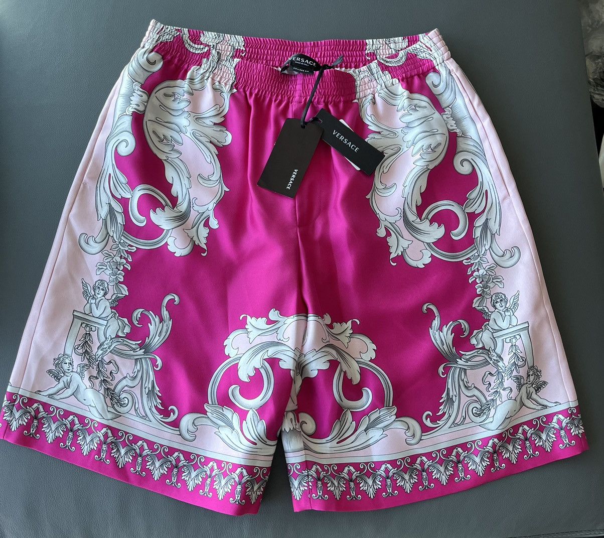 Versace Rare Super Runway Brand New Pure Silk Runway Medusa Shorts Size US 34 / EU 50 - 12 Thumbnail