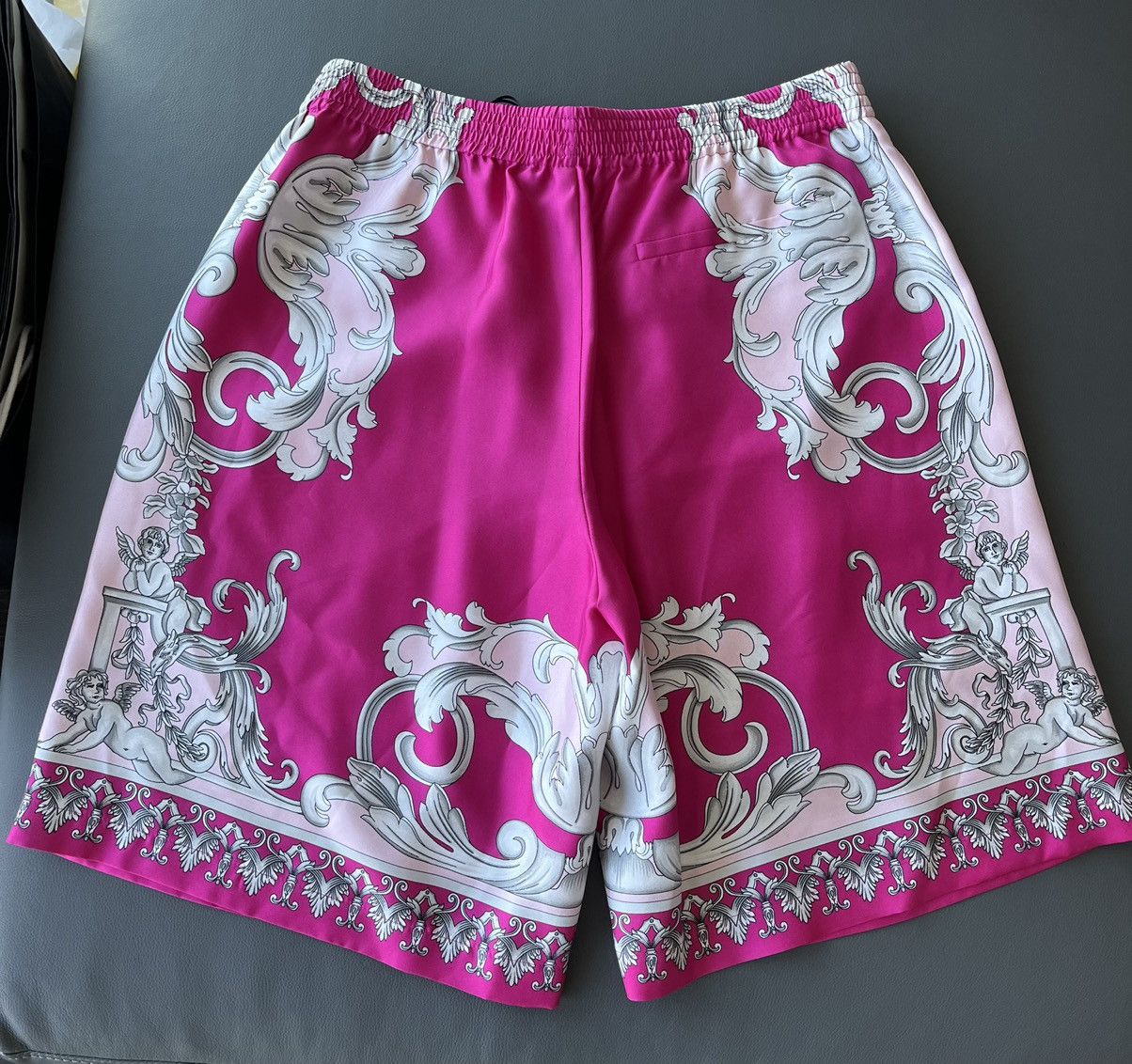 Versace Rare Super Runway Brand New Pure Silk Runway Medusa Shorts Size US 34 / EU 50 - 3 Thumbnail