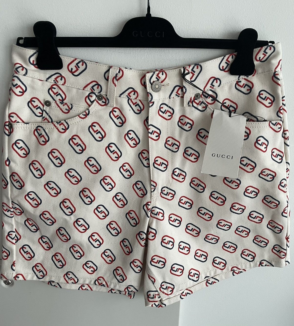 Image of Gucci Sold Out Super Runway GG Logo Shorts Pant, Men's (Size 31)