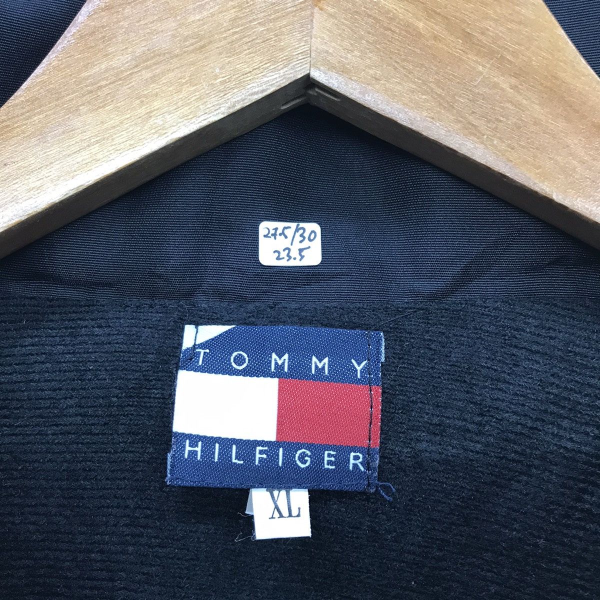 Tommy Hilfiger Rare!! Tommy Hilfiger Jacket Full Zipper Size US XL / EU 56 / 4 - 12 Thumbnail