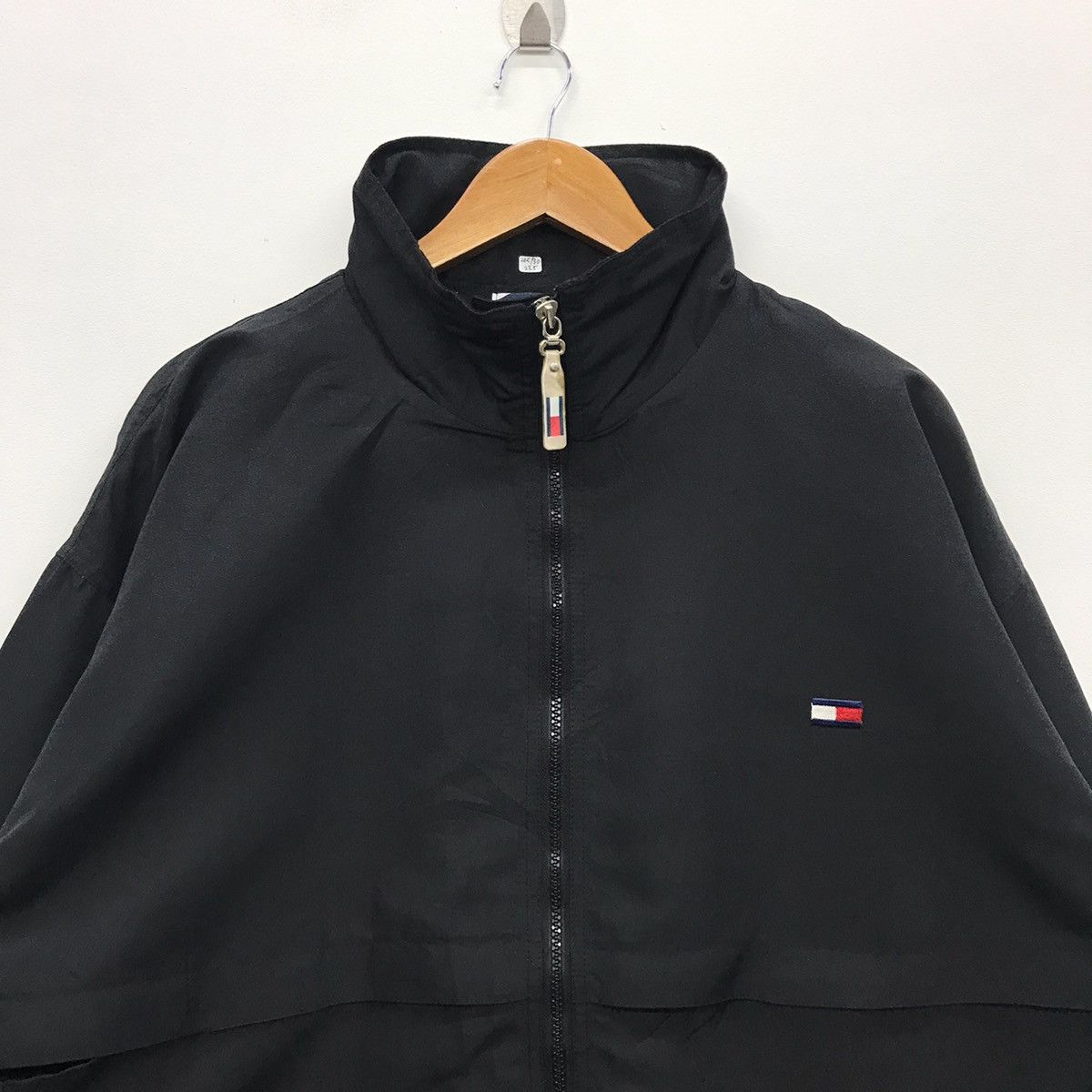 Tommy Hilfiger Rare!! Tommy Hilfiger Jacket Full Zipper Size US XL / EU 56 / 4 - 2 Thumbnail