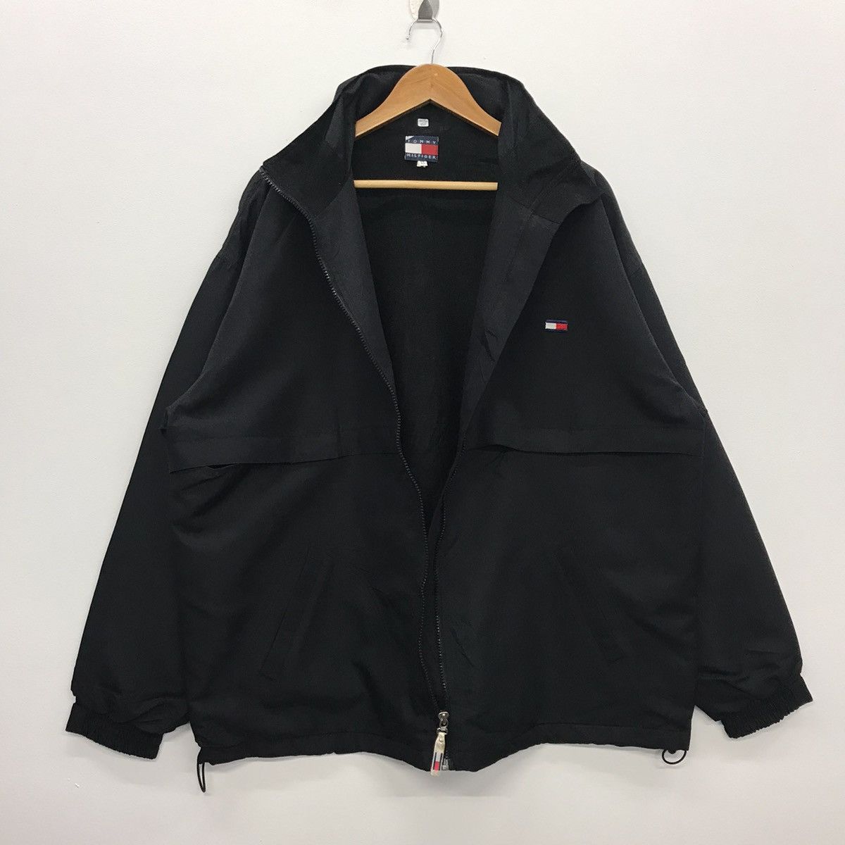 Tommy Hilfiger Rare!! Tommy Hilfiger Jacket Full Zipper Size US XL / EU 56 / 4 - 8 Thumbnail