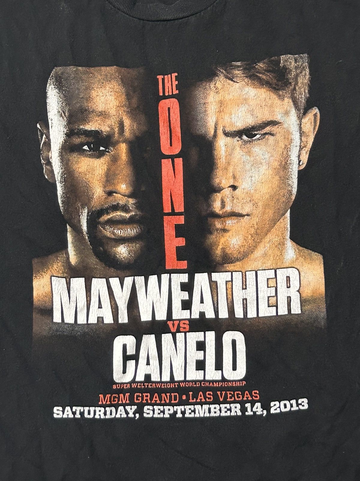 UFC Floyd mayweather vs Canelo T-shirt 2013 Size US XL / EU 56 / 4 - 2 Thumbnail