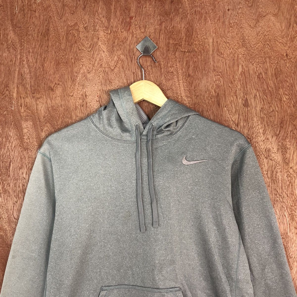 Nike Nike Therma Fit Grey Small Logo Hoodies #1970 Size US M / EU 48-50 / 2 - 9 Thumbnail