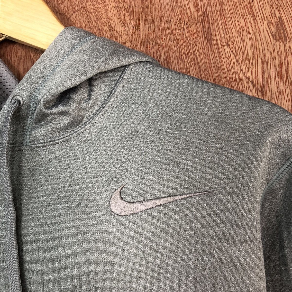 Nike Nike Therma Fit Grey Small Logo Hoodies #1970 Size US M / EU 48-50 / 2 - 10 Thumbnail