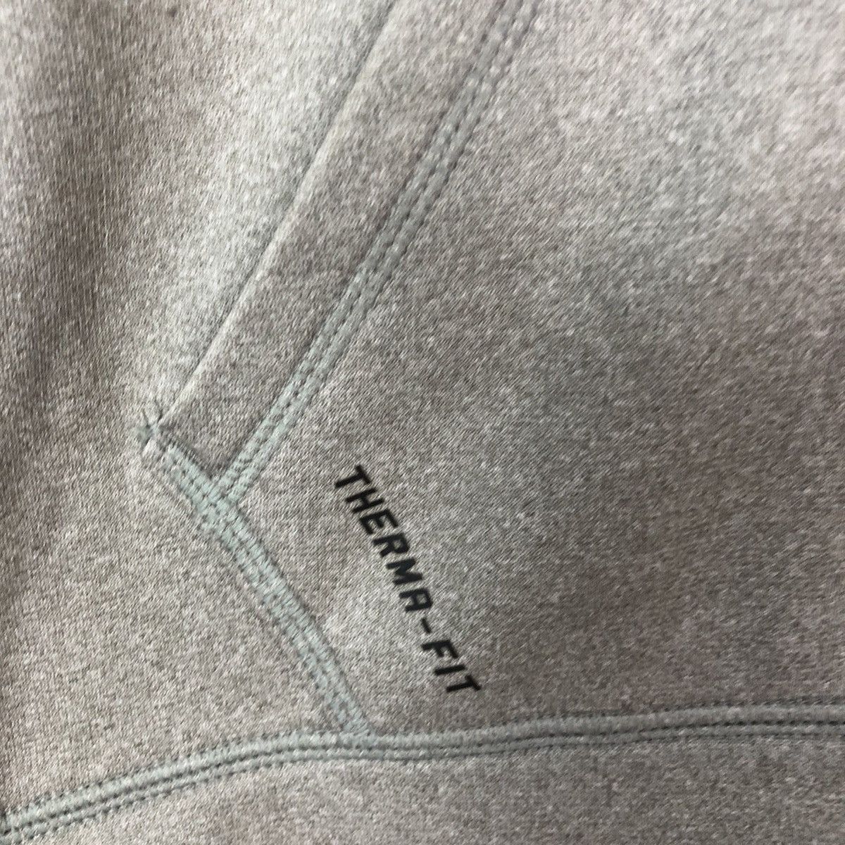 Nike Nike Therma Fit Grey Small Logo Hoodies #1970 Size US M / EU 48-50 / 2 - 11 Thumbnail