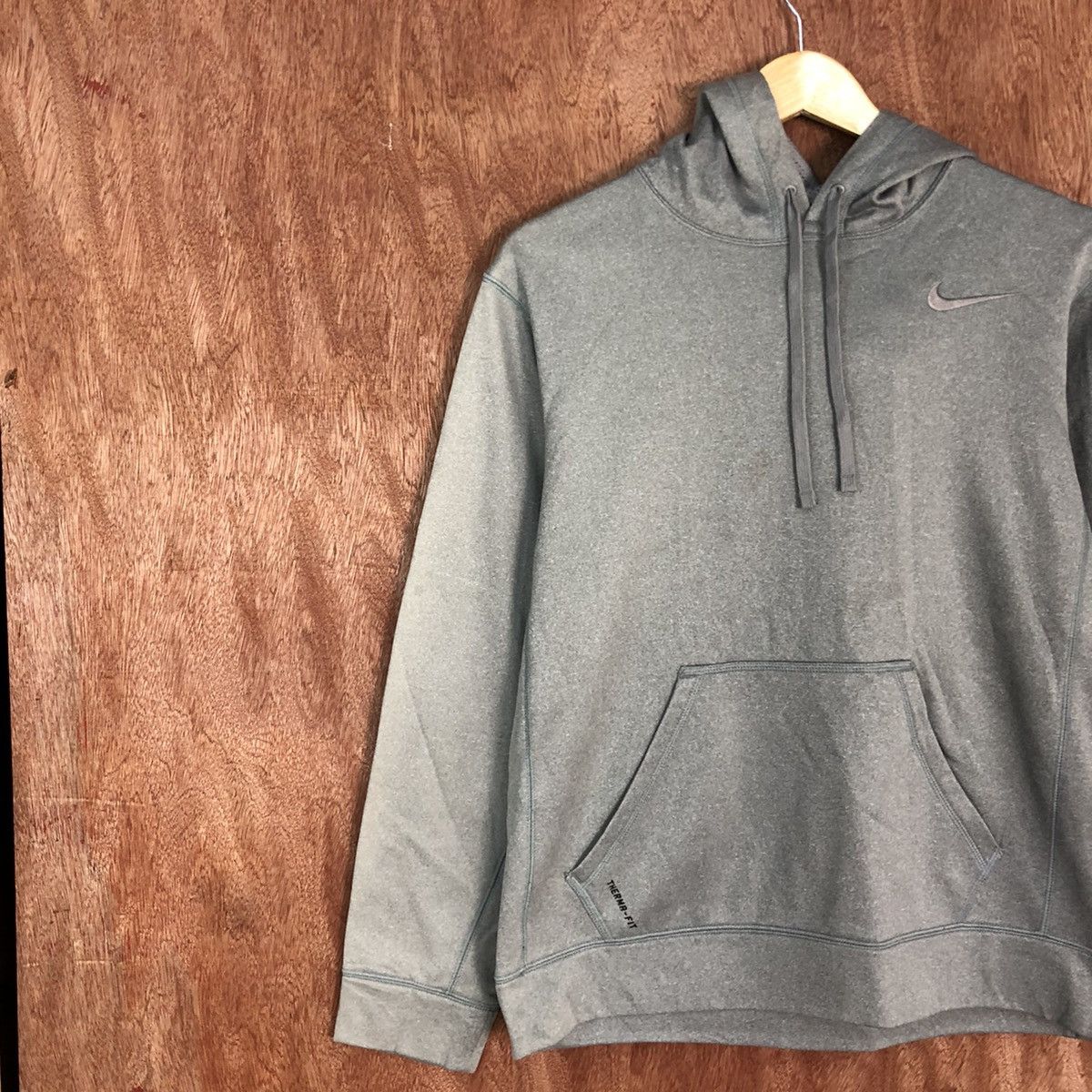 Nike Nike Therma Fit Grey Small Logo Hoodies #1970 Size US M / EU 48-50 / 2 - 7 Thumbnail