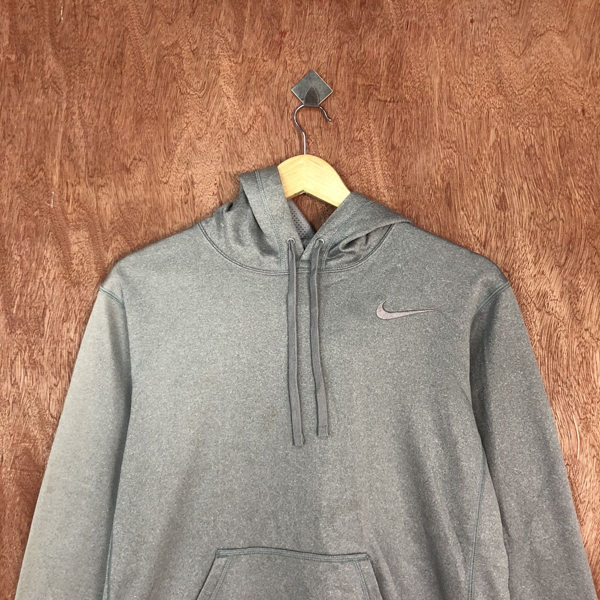 Nike Nike Therma Fit Grey Small Logo Hoodies #1970 Size US M / EU 48-50 / 2 - 2 Thumbnail
