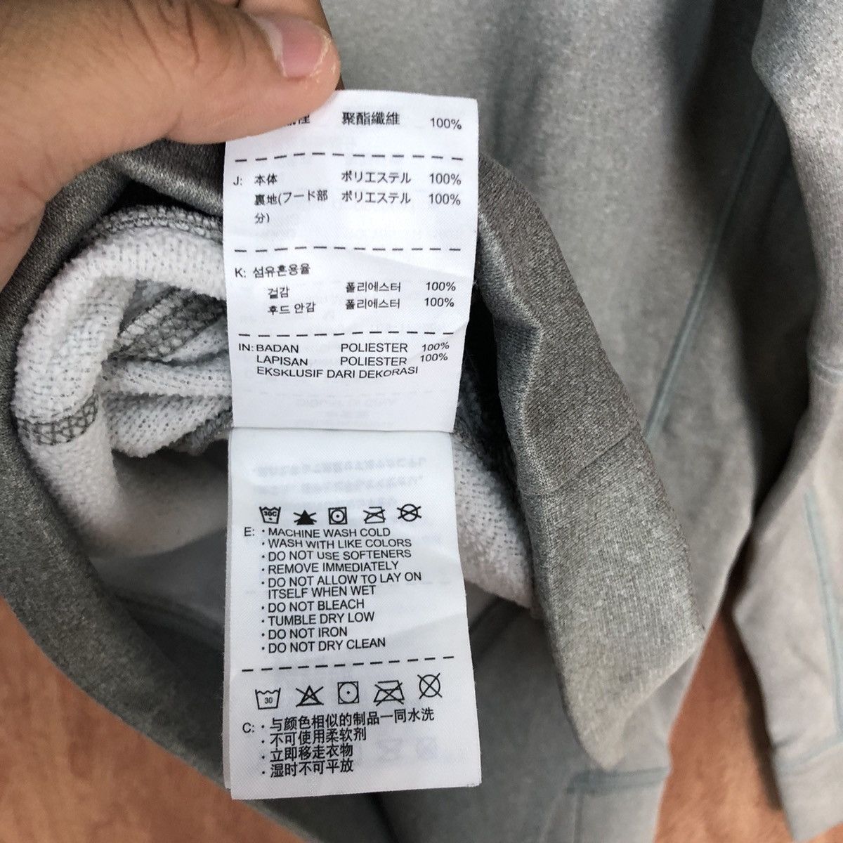 Nike Nike Therma Fit Grey Small Logo Hoodies #1970 Size US M / EU 48-50 / 2 - 16 Thumbnail