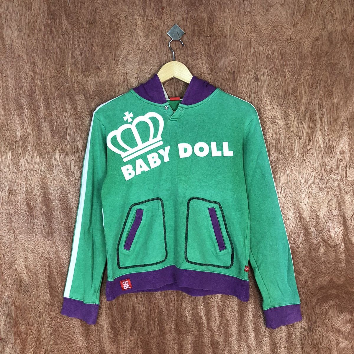Japanese Brand DL Baby Doll Green Big Logo Hoodies #1981 Size S / US 4 / IT 40 - 1 Thumbnail
