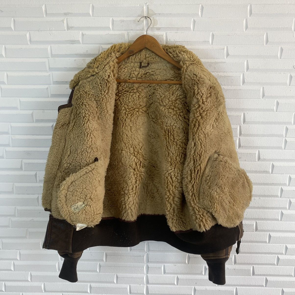 Vintage ✨VINTAGE LOYD & HAIG SHEEPSKIN BOMBER JACKET Size US L / EU 52-54 / 3 - 14 Thumbnail