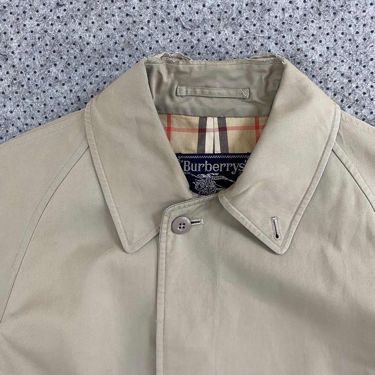 Burberry Burberrys trench coat Size US M / EU 48-50 / 2 - 7 Thumbnail